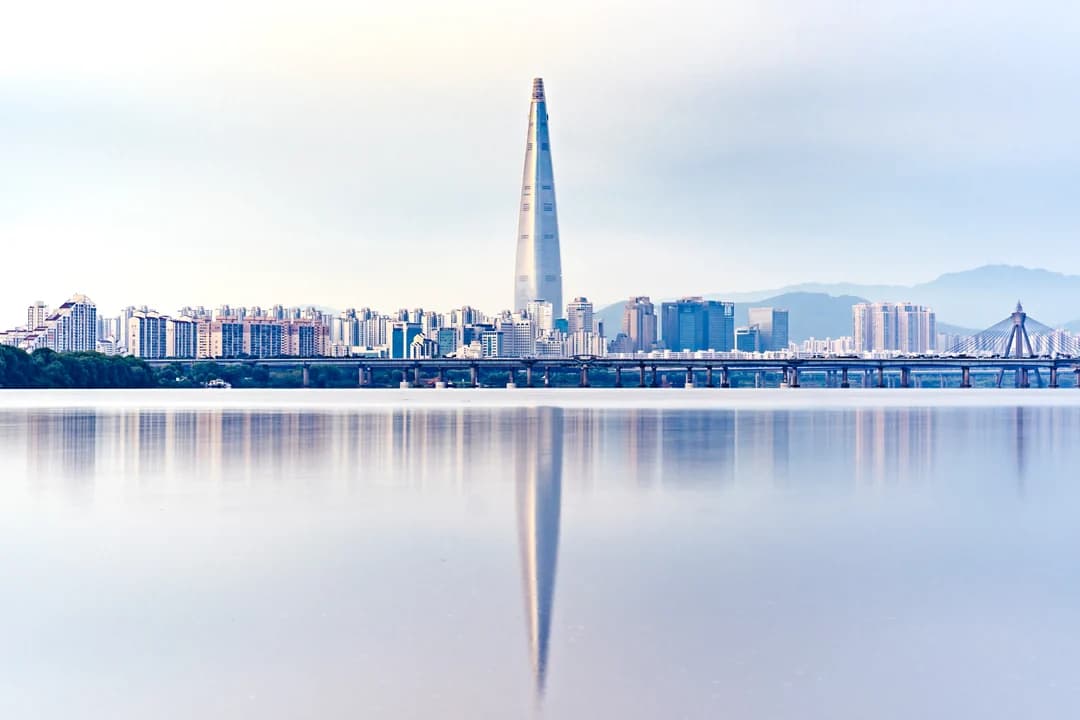 Han River and the Seoul skyline